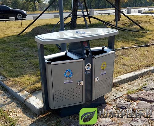 分類(lèi)果皮箱